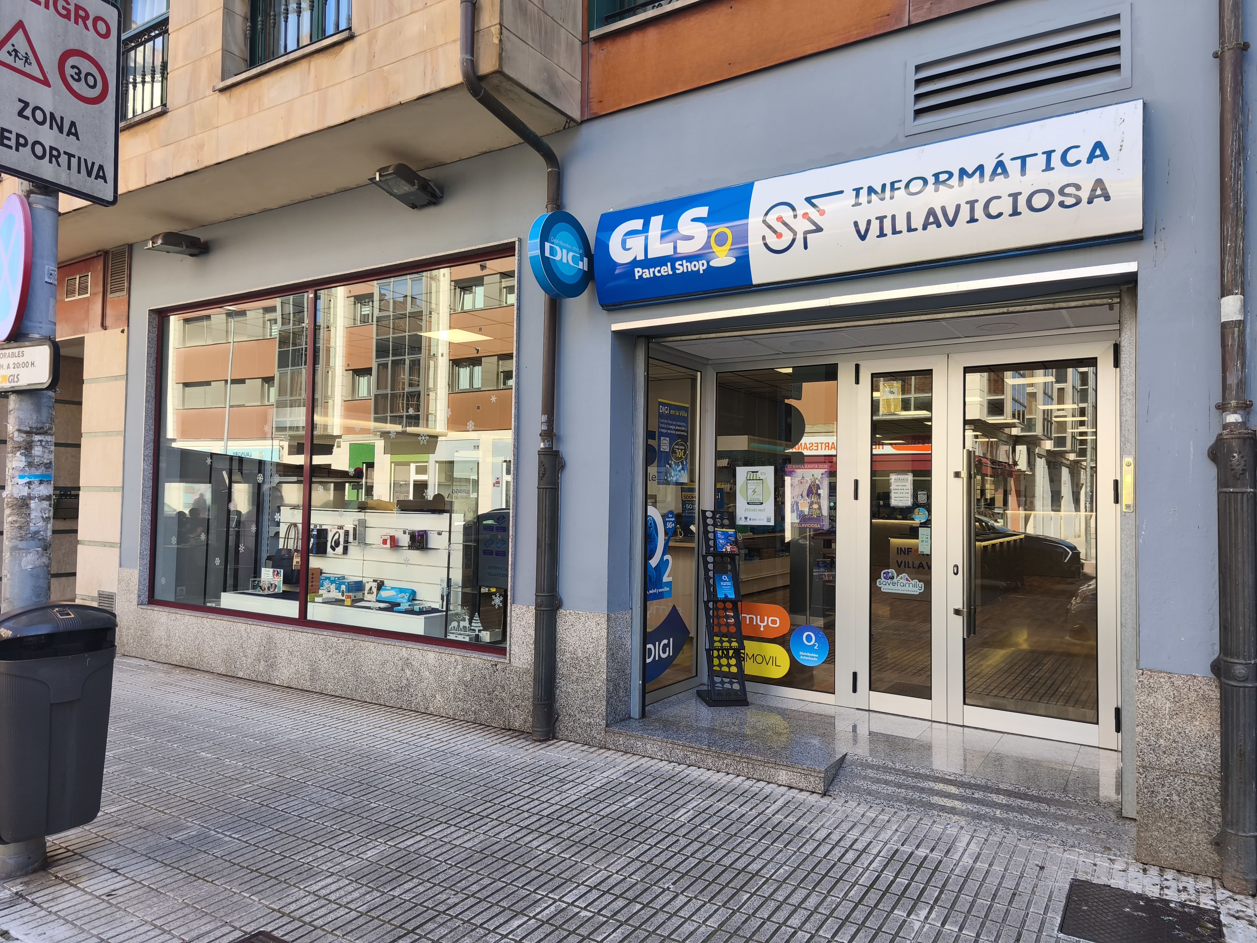 Fachada de Informática Villaviciosa